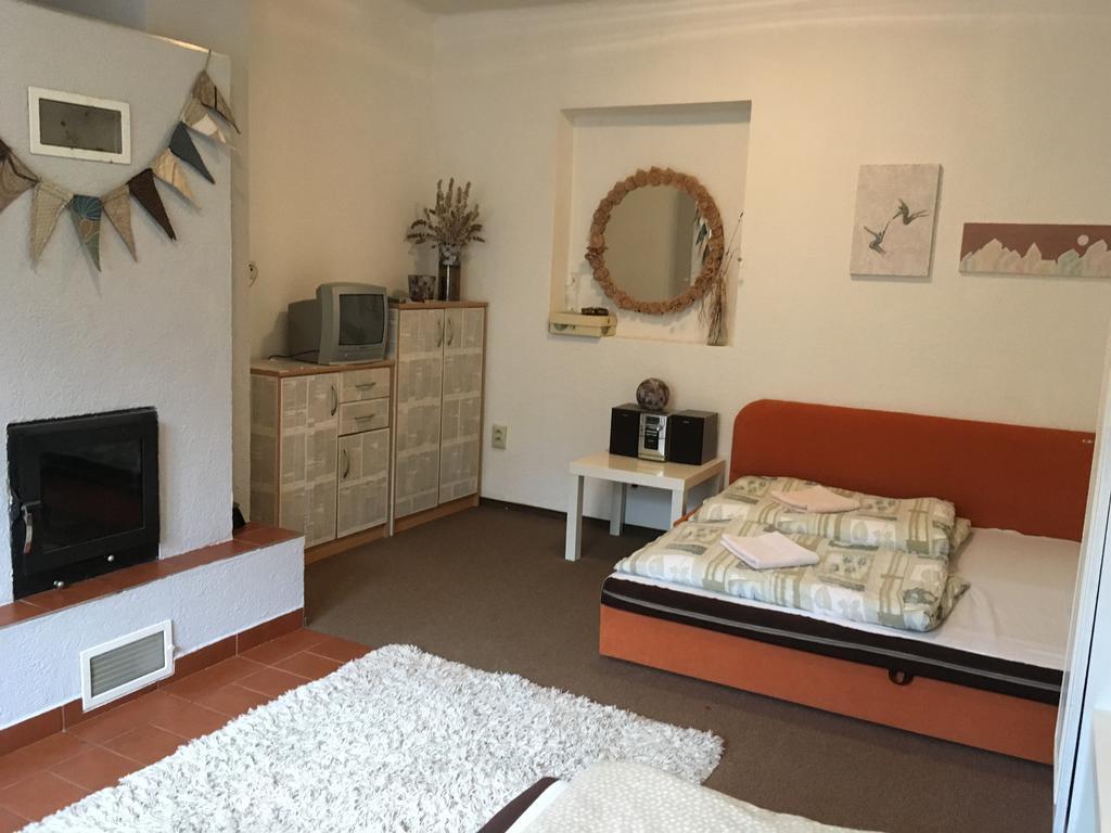 Apartmanovy Dom คราลิกี ภายนอก รูปภาพ