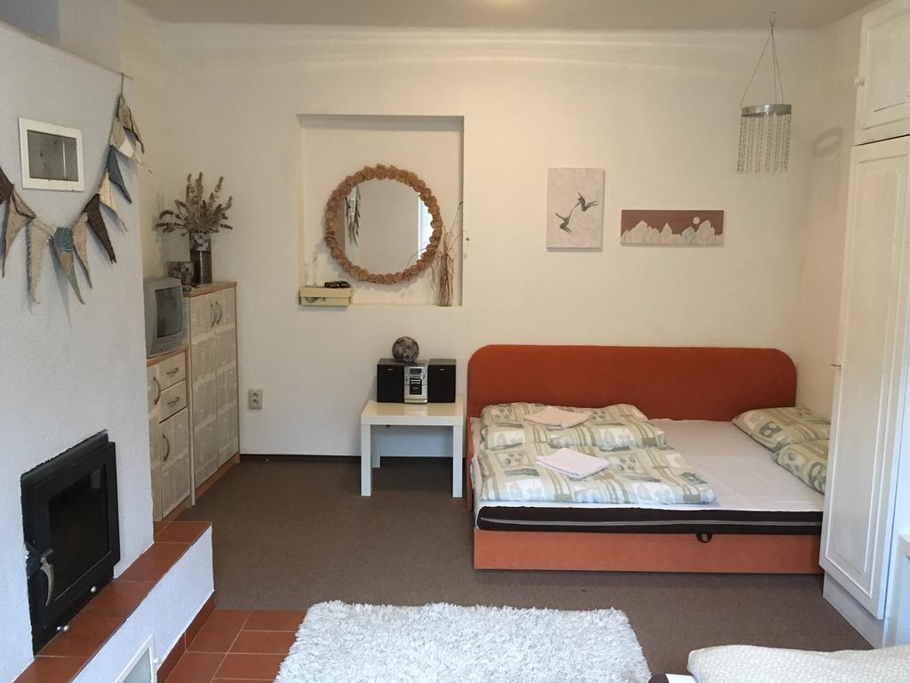 Apartmanovy Dom คราลิกี ภายนอก รูปภาพ
